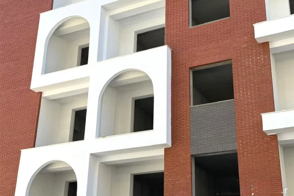 Shtepi ne shitje Apartament ne Tirane, 1+1, Mobilimi Bosh, pa mobiluar, Pagesa 61,450  Euro.