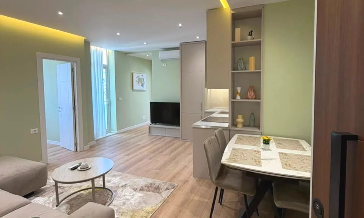 Shtepi ne shitje Apartament ne Tirane, 2+1, Mobilimi E mobiluar, Pagesa 235,000  Euro.