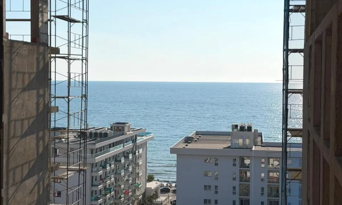 Shtepi ne shitje Apartament ne Lezhe, 2+1, Mobilimi Bosh, pa mobiluar, Pagesa 121,200  Euro.