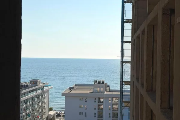 Shtepi ne shitje Apartament ne Lezhe, 2+1, Mobilimi Bosh, pa mobiluar, Pagesa 121,200  Euro.
