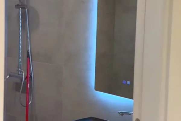Shtepi me qera Apartament ne Tirane, 1+1, Mobilimi E mobiluar, Pagesa 700  Euro.