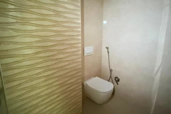 Shtepi ne shitje Apartament ne Tirane, 2+1, Mobilimi Pjeserisht e mobiluar, Pagesa 410,000  Euro.