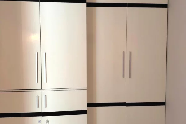 Shtepi me qera Apartament ne Tirane, 2+1, Mobilimi Pjeserisht e mobiluar, Pagesa 100,000  Leke.