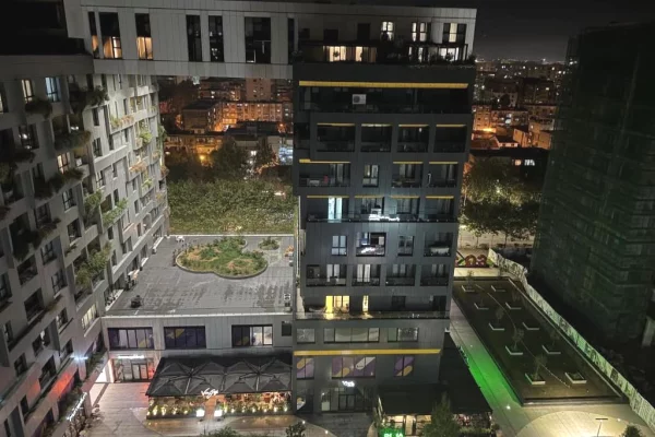 🏢🔥 SHITET AMBIENT KOMERCIAL – SQUARE 21, TIRANE