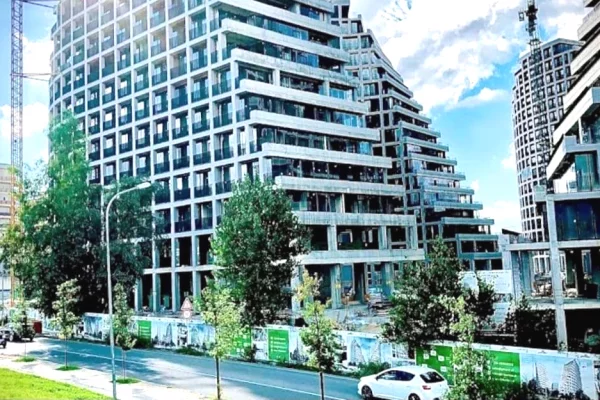 Shtepi ne shitje Apartament ne Tirane, 2+1, Mobilimi Bosh, pa mobiluar, Pagesa 521,300  Euro.