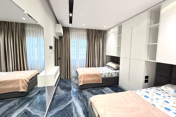 Shtepi me qera Apartament ne Tirane, 2+1, Mobilimi E mobiluar, Pagesa 150,000  Leke.