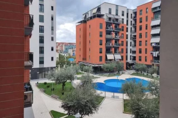 Ambient biznesi me qera 3+1 ne Tirane - 3,000 Euro