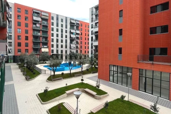 🏢 AMBIENT BIZNESI ME QIRA – GREEN CITY | UNAZA E RE