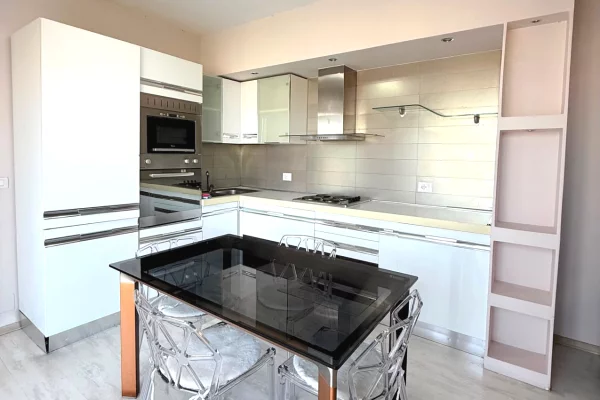 House for Rent Apartment in Tirana, 1+1, Furniture Furnished, Payment 55,000  Leke.