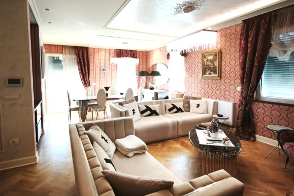 Shtepi me qera Apartament ne Tirane, 2+1, Mobilimi E mobiluar, Pagesa 1,800  Euro.