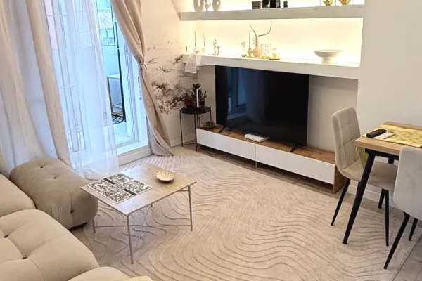 🏡 SHITET APARTAMENT 2+1 – KINEMA AGIMI | BLLOK ✨