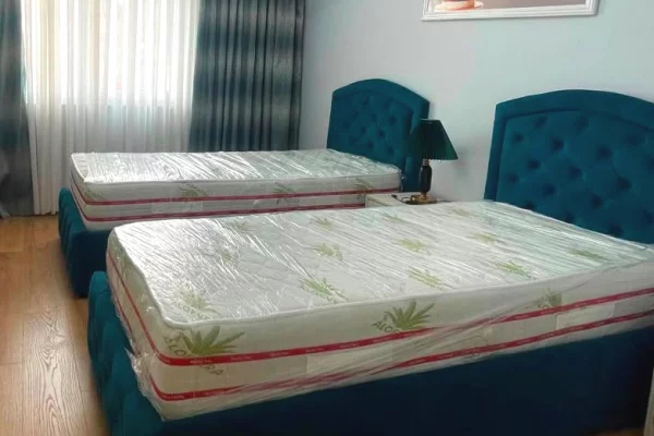 Shtepi me qera Apartament ne Tirane, 2+1, Mobilimi E mobiluar, Pagesa 97,000  Leke.