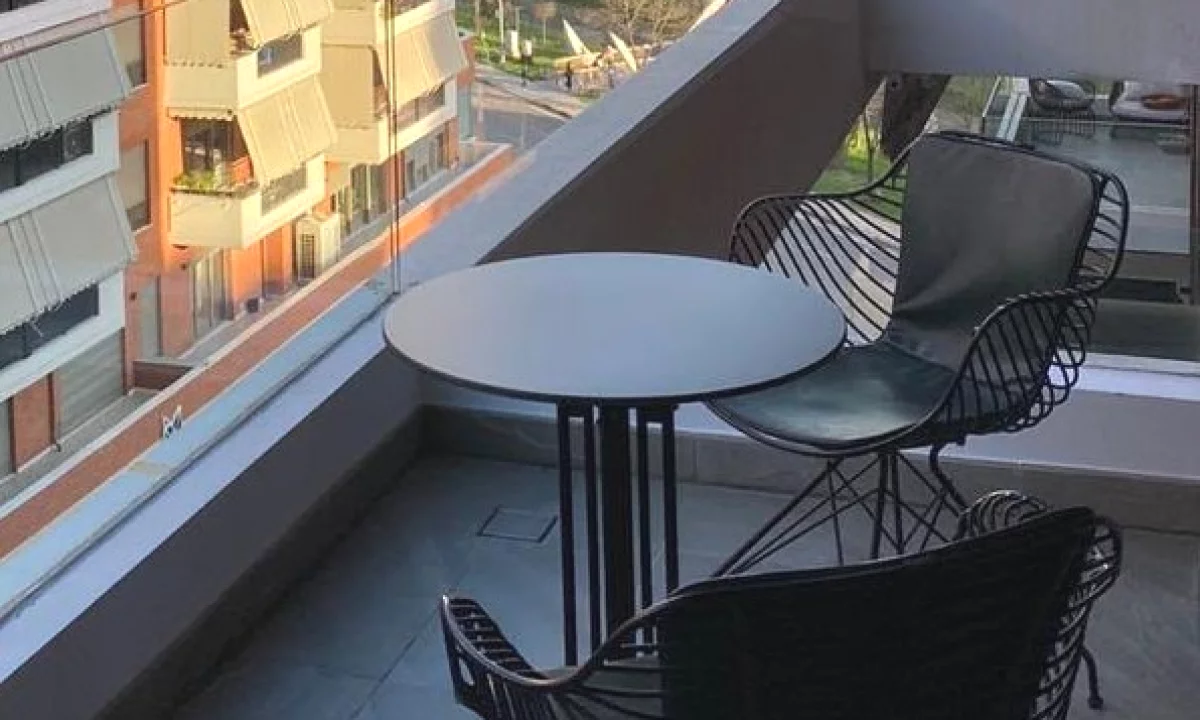 Shtepi me qera Apartament ne Tirane, 1+1, Mobilimi E mobiluar, Pagesa 1,200  Euro.