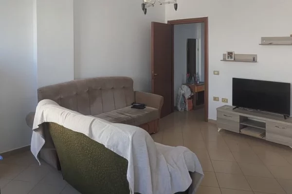 Shtepi me qera Apartament ne Tirane, 1+1, Mobilimi E mobiluar, Pagesa 38,000  Leke.