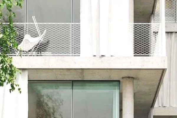 Shtepi ne shitje Apartament ne Tirane, 2+1, Mobilimi Bosh, pa mobiluar, Pagesa 184,600  Euro.