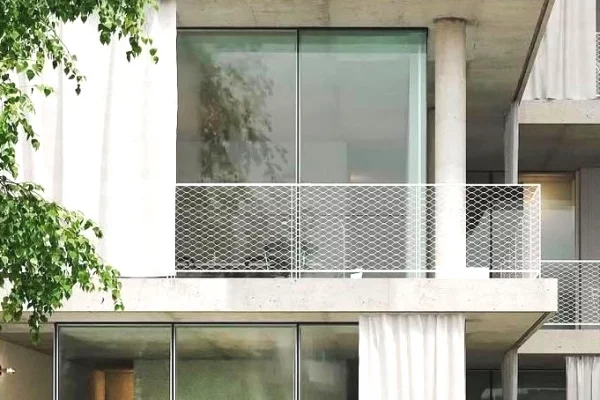 Shtepi ne shitje Apartament ne Tirane, 1+1, Mobilimi Bosh, pa mobiluar, Pagesa 78,500  Euro.