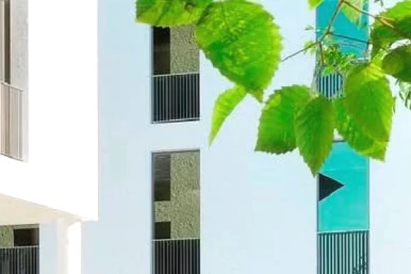 Shtepi ne shitje Apartament ne Tirane, 2+1, Mobilimi Bosh, pa mobiluar, Pagesa 129,500  Euro.