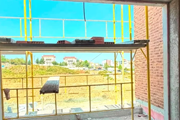 Shtepi ne shitje Vila Luksoze ne Tirane, 4+1, Mobilimi Bosh, pa mobiluar, Pagesa 750,000  Euro.