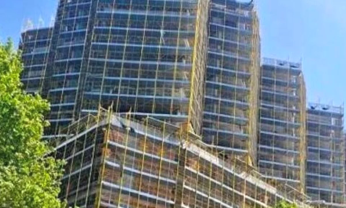 Shtepi ne shitje Apartament ne Tirane, 1+1, Mobilimi Bosh, pa mobiluar, Pagesa 128,600  Euro.