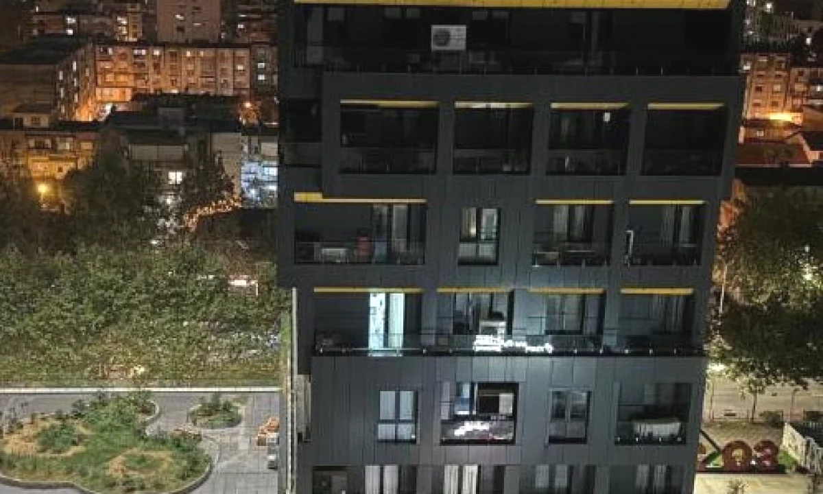 Shtepi ne shitje Apartament ne Tirane, 3+1, Mobilimi Bosh, pa mobiluar, Pagesa 39,500,000  Leke.
