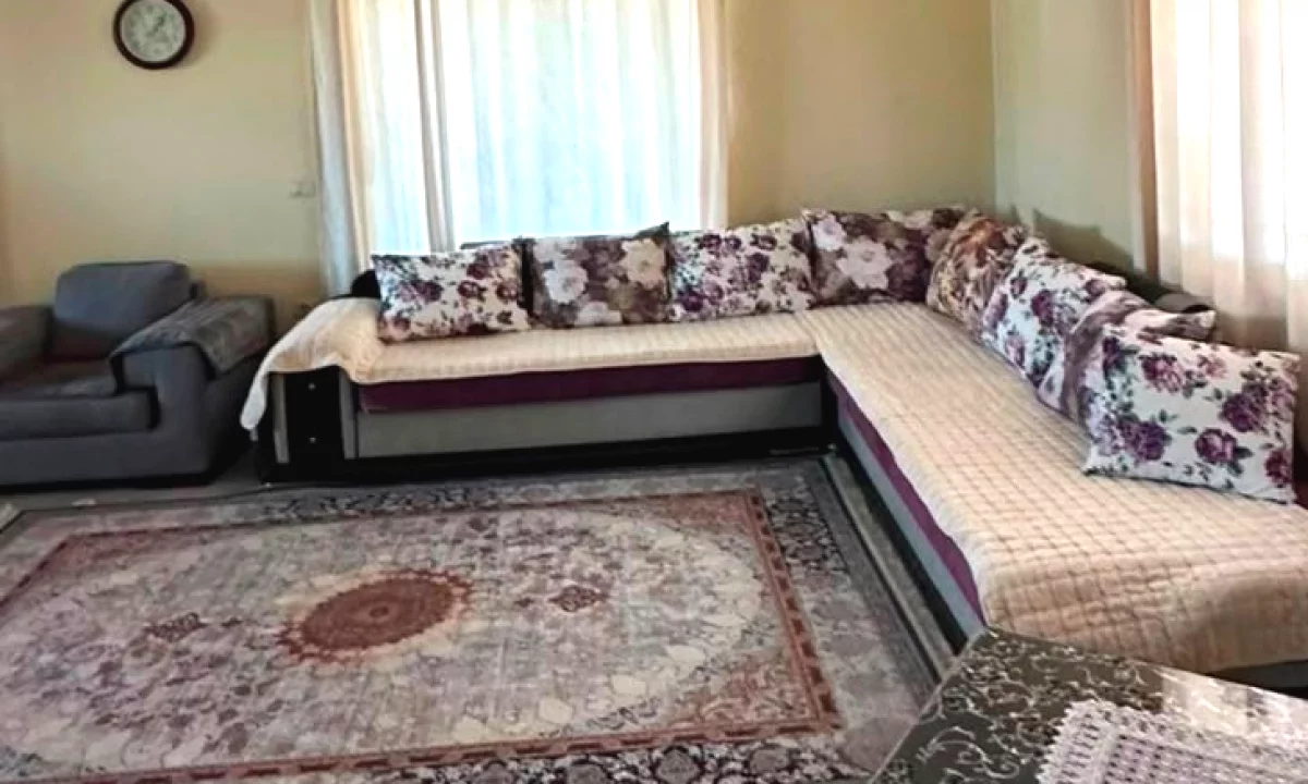 Shtepi ne shitje Vila Luksoze ne Tirane, 2+1, Mobilimi E mobiluar, Pagesa 230,000  Euro.
