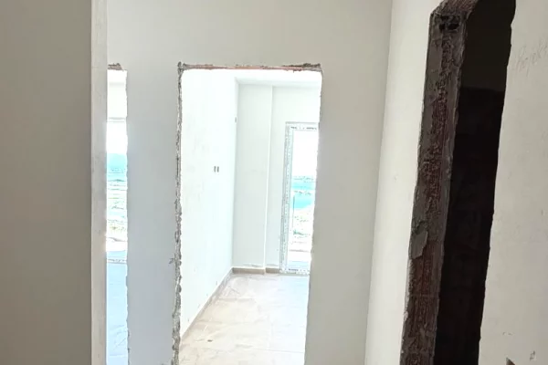 🔥 OKAZION ‼️ 1,100 €/m²  🏡 SHITET APARTAMENT 2+1 + LAVANDERI | HOLIDAY INN, SHËNGJIN 🌊  
