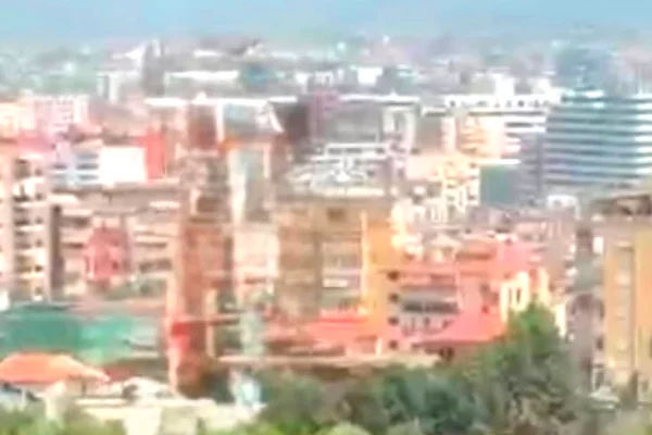 Shtepi ne shitje Apartament ne Tirane, 1+1, Mobilimi Bosh, pa mobiluar, Pagesa 103,000  Euro.