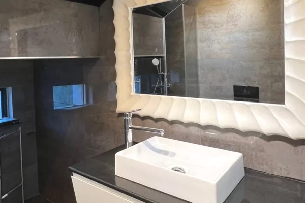 Shtepi me qera Duplex(shtepi me 2 kate) ne Tirane, 3+1, Mobilimi E mobiluar, Pagesa 2,000  Euro.