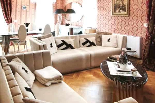 Shtepi me qera Apartament ne Tirane, 2+1, Mobilimi E mobiluar, Pagesa 1,800  Euro.