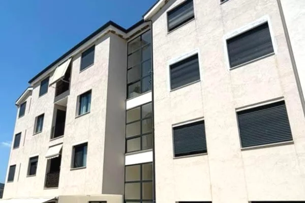 Shtepi ne shitje Apartament ne Tirane, 2+1, Mobilimi E mobiluar, Pagesa 305,000  Euro.