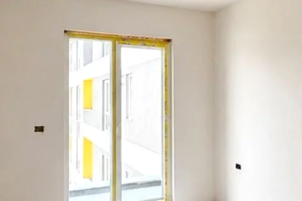 Shtepi ne shitje Apartament ne Tirane, 1+1, Mobilimi Pjeserisht e mobiluar, Pagesa 80,000  Euro.