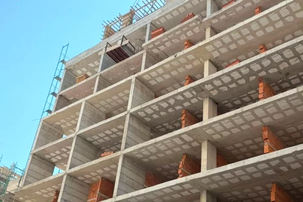 Shtepi ne shitje Apartament ne Tirane, 2+1, Mobilimi Bosh, pa mobiluar, Pagesa 138,100  Euro.