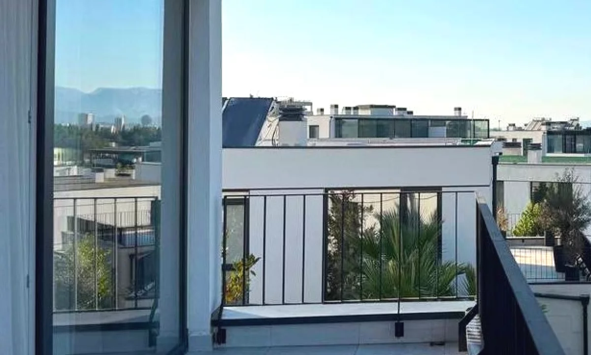 Shtepi ne shitje Apartament ne Tirane, 3+1, Mobilimi Bosh, pa mobiluar, Pagesa 562,000  Euro.