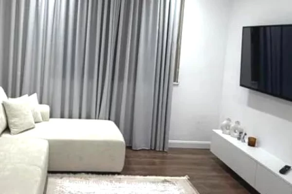 Shtepi me qera Apartament ne Tirane, 1+1, Mobilimi E mobiluar, Pagesa 50,000  Leke.