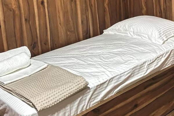 Shtepi me qera Apartament ne Tirane, 2+1, Mobilimi E mobiluar, Pagesa 65,000  Leke.