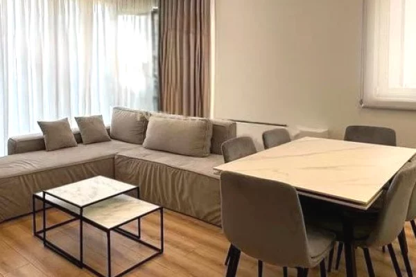 Shtepi me qera Apartament ne Tirane, 3+1, Mobilimi E mobiluar, Pagesa 1,800  Euro.
