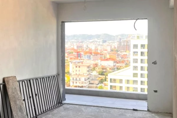 Shtepi ne shitje Apartament ne Tirane, 1+1, Mobilimi E mobiluar, Pagesa 106,500  Euro.