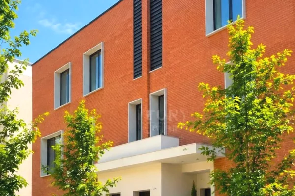 Shtepi ne shitje 3+1 ne Tirane - 500,000 Euro