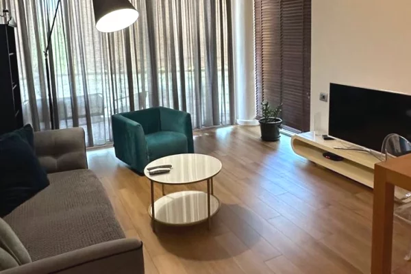 Shtepi me qera Apartament ne Tirane, 2+1, Mobilimi E mobiluar, Pagesa 900  Euro.