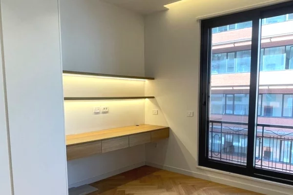 Shtepi me qera Apartament ne Tirane, 2+1, Mobilimi E mobiluar, Pagesa 1,650  Euro.