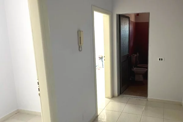 Shtepi ne shitje 1+1 ne Tirane - 8,500,000 Leke