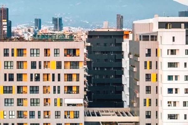 ✨ SHITET APARTAMENT 1+1 – SQUARE 21, NGA ARLIS NDËRTIM 🏡