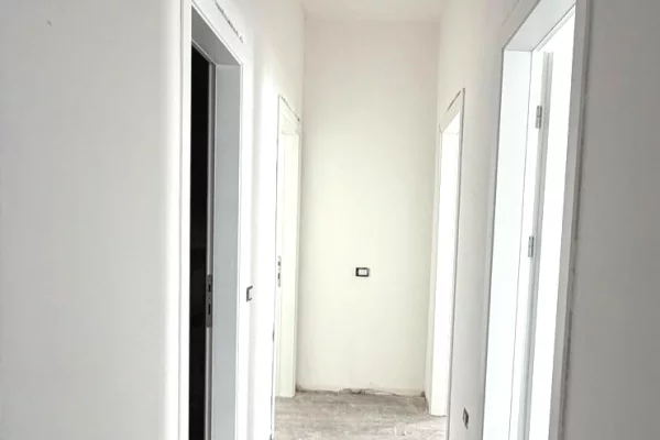 🏡 SHITET APARTAMENT 3+1 + 2 TUALETE – TIRANA PORTA E RE, SAUK ✨