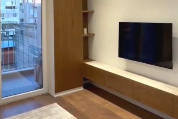 Shtepi me qera Apartament ne Tirane, 1+1, Mobilimi E mobiluar, Pagesa 700  Euro.
