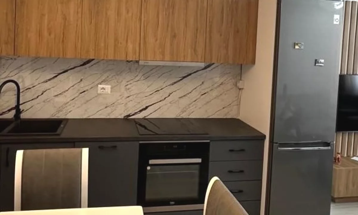 Shtepi me qera Apartament ne Tirane, 1+1, Mobilimi E mobiluar, Pagesa 50,000  Leke.