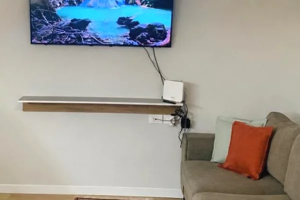 Shtepi ne shitje Apartament ne Tirane, 2+1, Mobilimi E mobiluar, Pagesa 18,000,000  Leke.