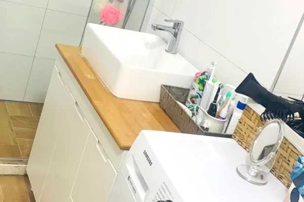 Shtepi ne shitje Apartament ne Tirane, 2+1, Mobilimi E mobiluar, Pagesa 18,000,000  Leke.