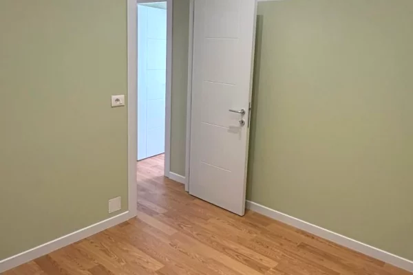 Shtepi ne shitje Apartament ne Tirane, 2+1, Mobilimi E mobiluar, Pagesa 225,000  Euro.
