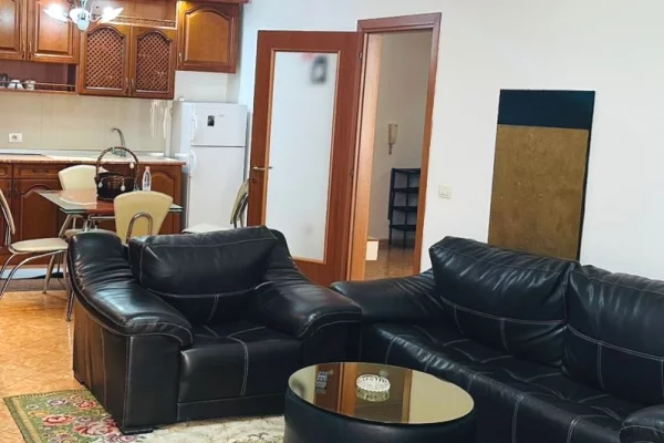 House for Rent Apartment in Tirana, 2+1, Furniture Furnished, Payment 75,000  Leke.
