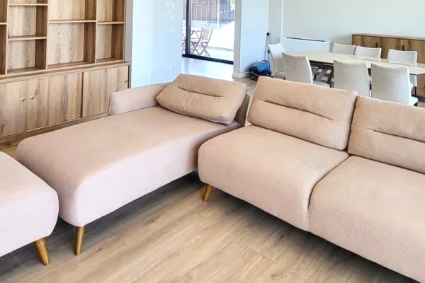 🏡 JEPET ME QIRA | VILË 3-KATËSHE – LIQENI I THATË
